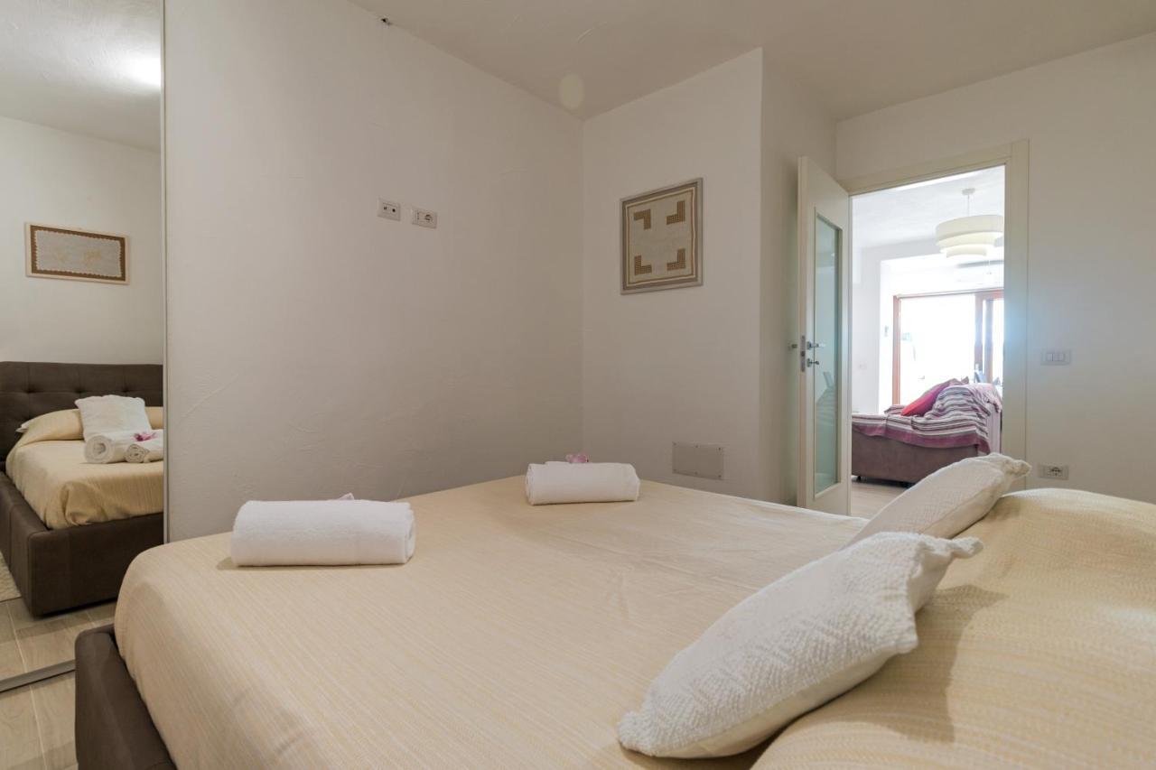 Purple Flower Suite Apartment Cala Gonone Kültér fotó