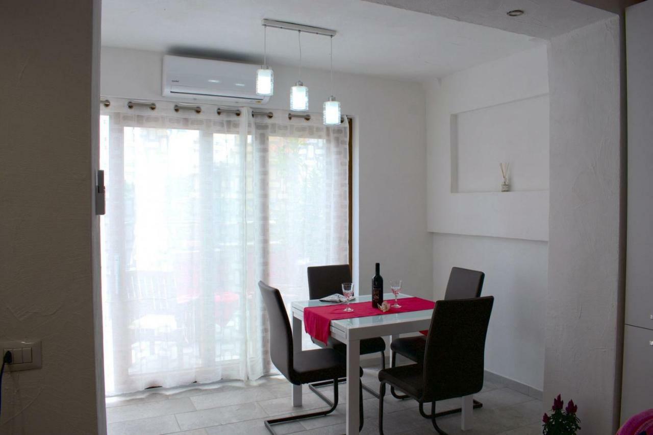 Purple Flower Suite Apartment Cala Gonone Kültér fotó