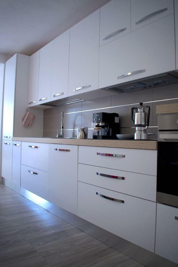 Purple Flower Suite Apartment Cala Gonone Kültér fotó
